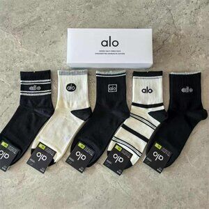 Alo Yoga Socks 5 Pack